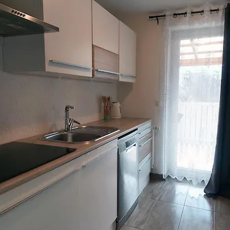 Roki Apartment *